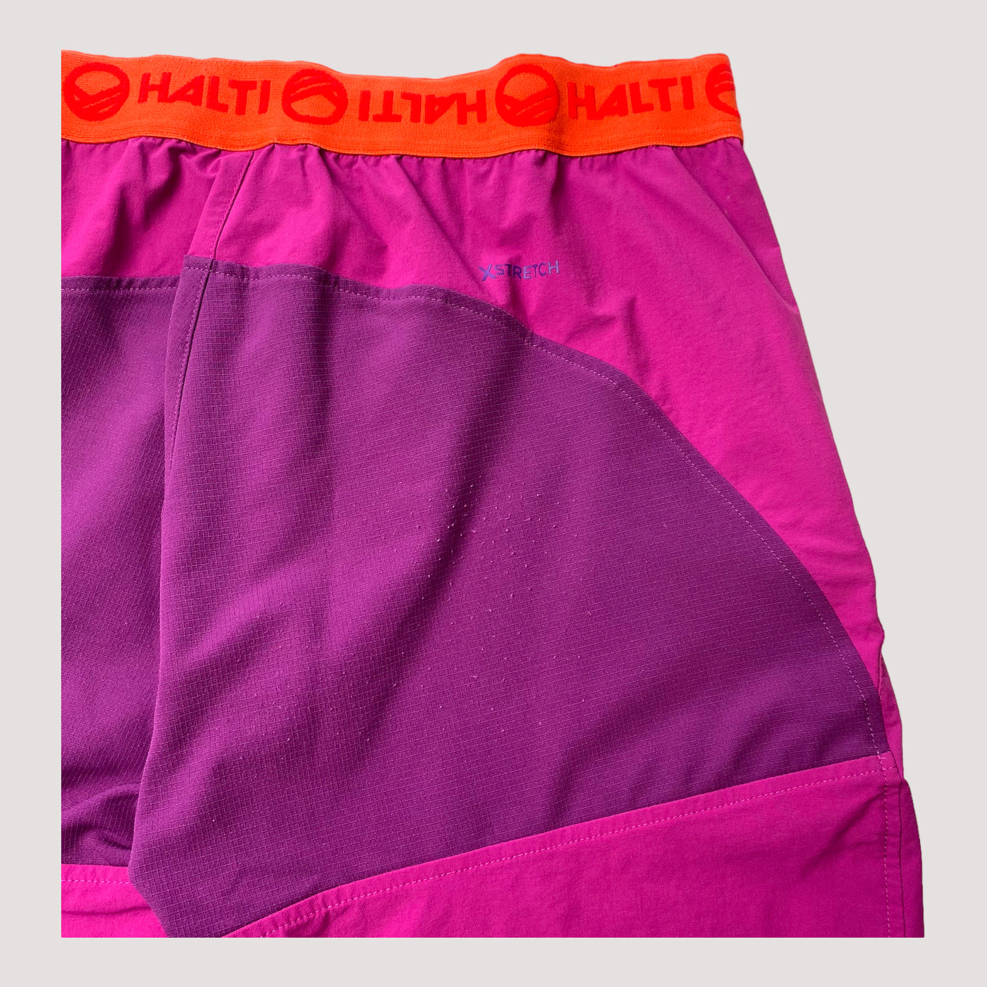 Halti shorts, deep pink | woman L