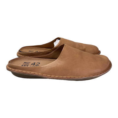 VIBAe Roma leather slippers, fawn tan | 42