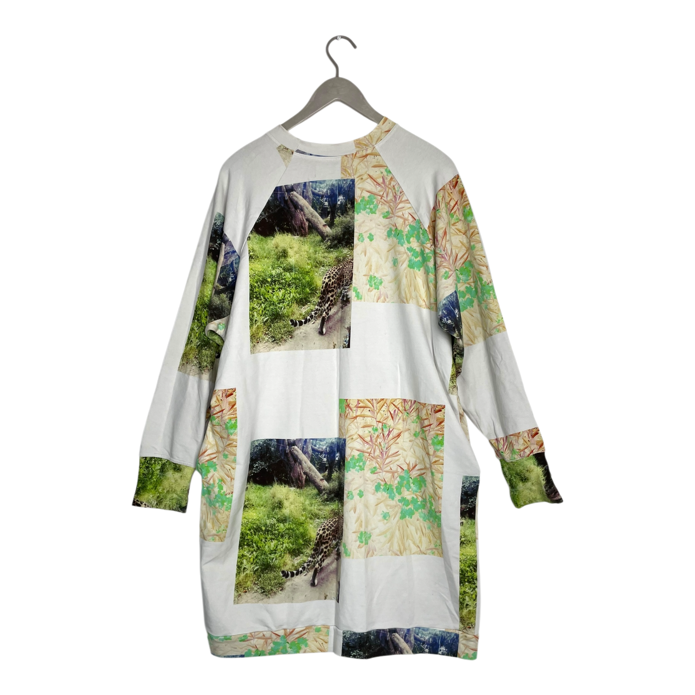 Vimma sweat dress, photographs | woman M/L