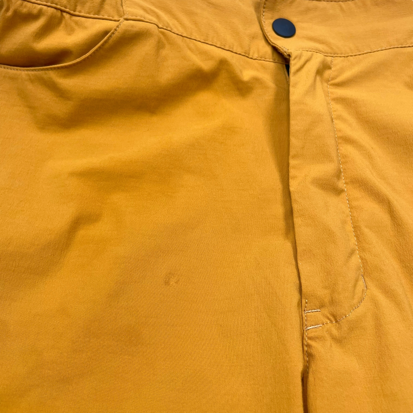 Isbjörn shorts, amber | 158/164cm