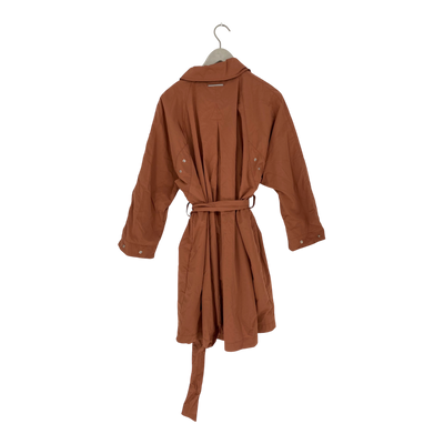 Embassy of Bricks and Logs santorin coat, mahogany | woman S
