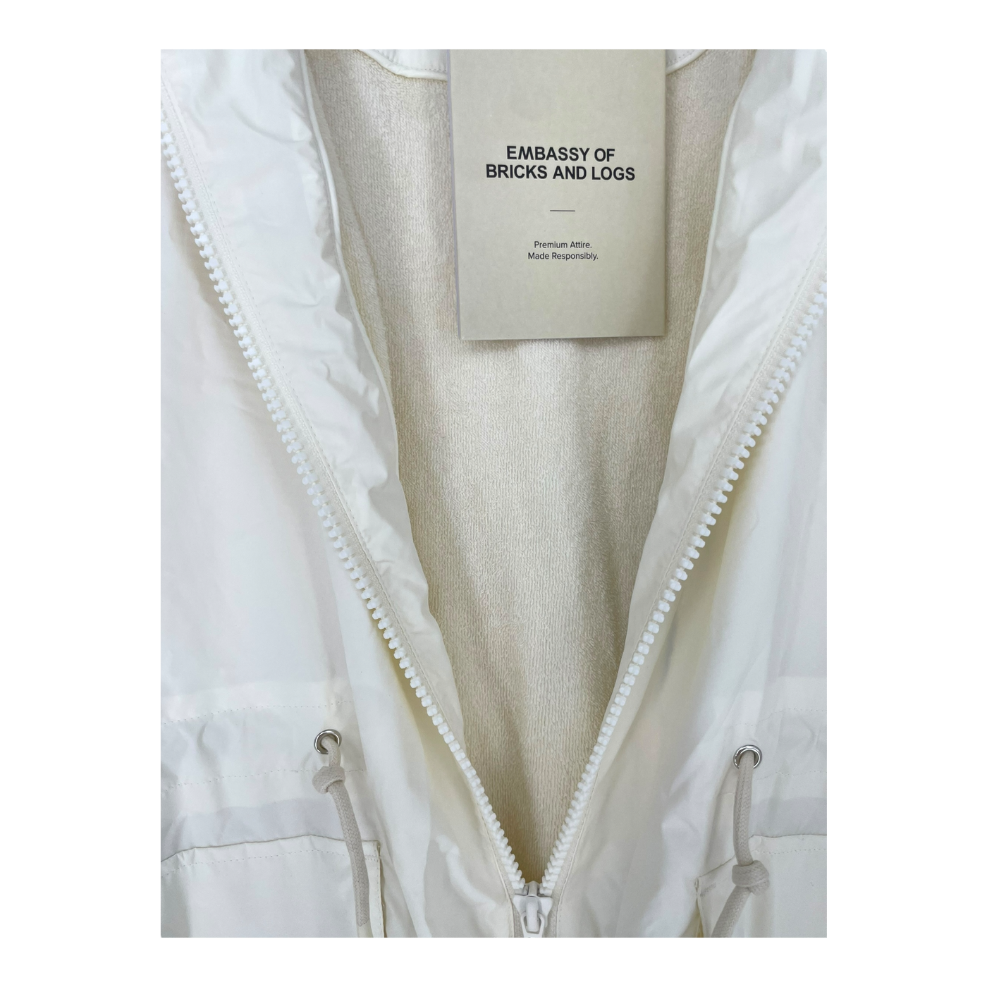 Embassy of Bricks and Logs reykjavik rain jacket, cream white | woman S