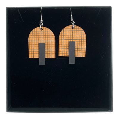 Yo Zen earrings, wooden