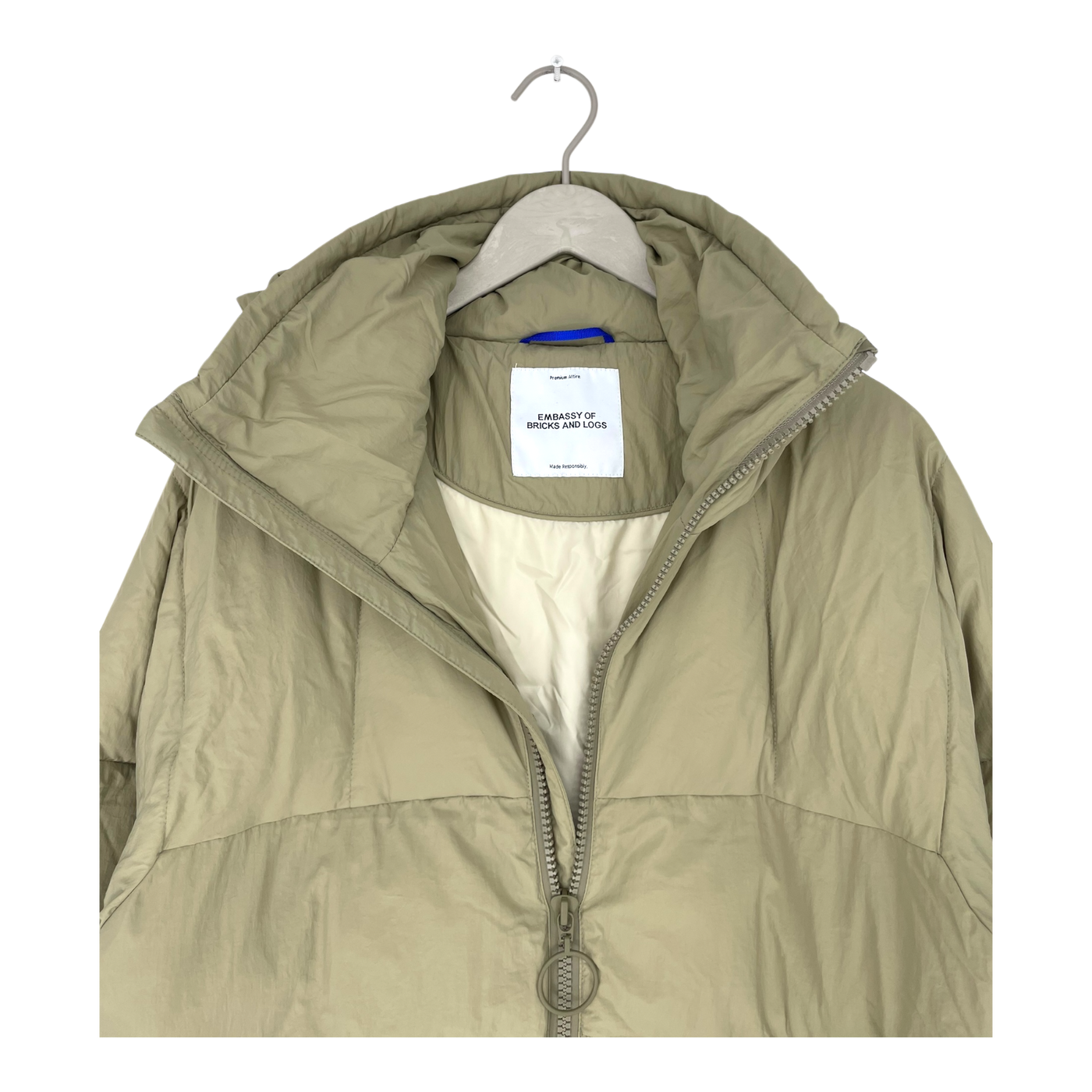 Embassy of Bricks and Logs asan puffer jacket, sage green | unisex L
