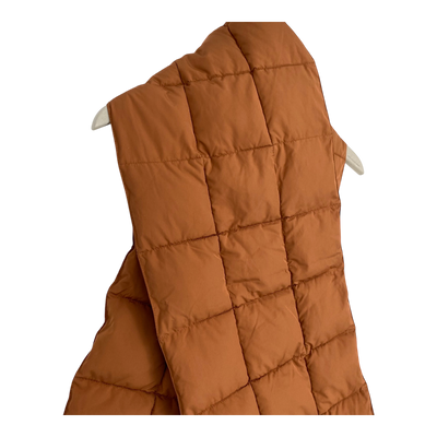 Embassy of Bricks and Logs dubbo puffer scarf, bisquit