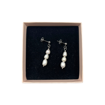 Roosan pujo pearl earrings, white | onesize