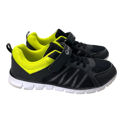 Halti sneakers, black/green | 36