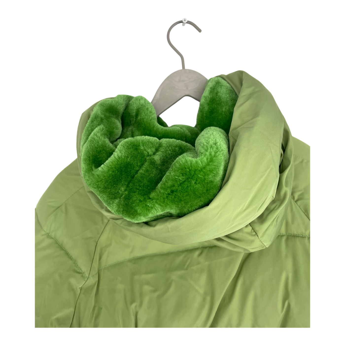 Embassy of Bricks and Logs Lyndon puffer jacket, moss | woman S