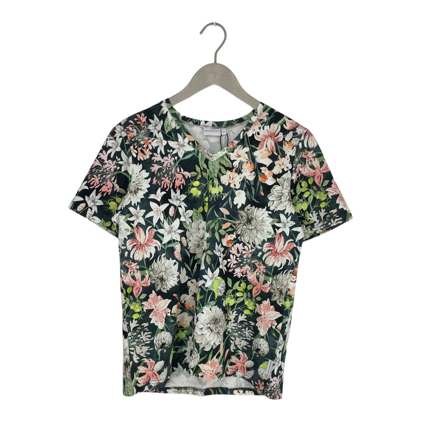 Versonpuoti helga t-shirt, flowers | woman S