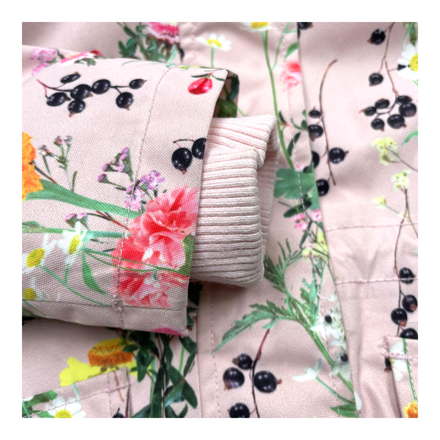 Molo carole shell jacket, vertical flowers | 122cm
