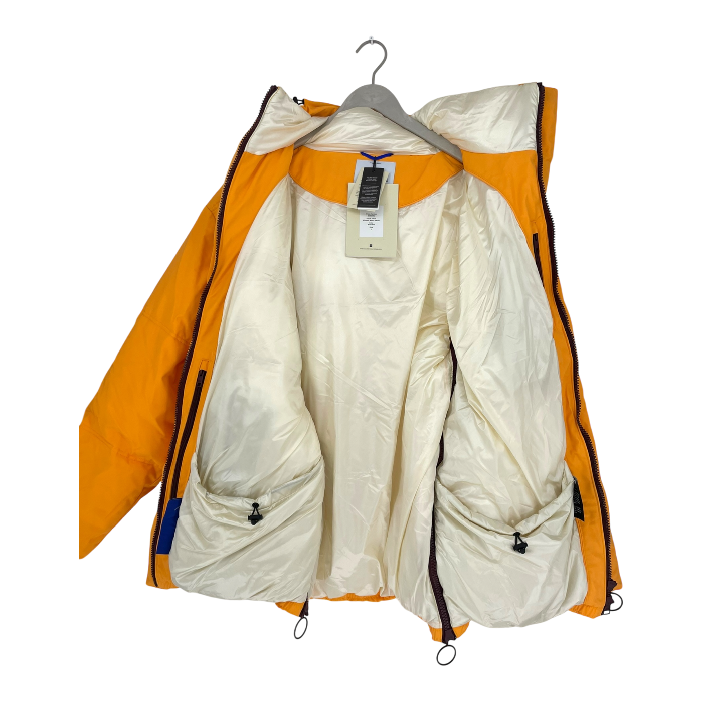 Embassy of Bricks and Logs Ekonda short parka, sun rise | unisex L