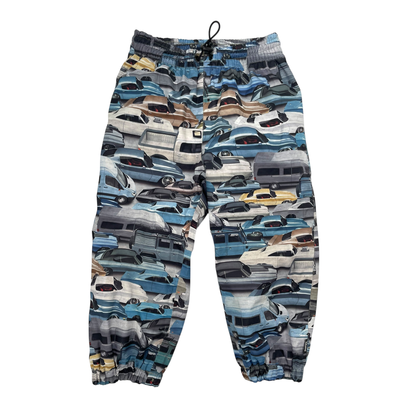 Molo waits midseason pants, cars | 92/98cm