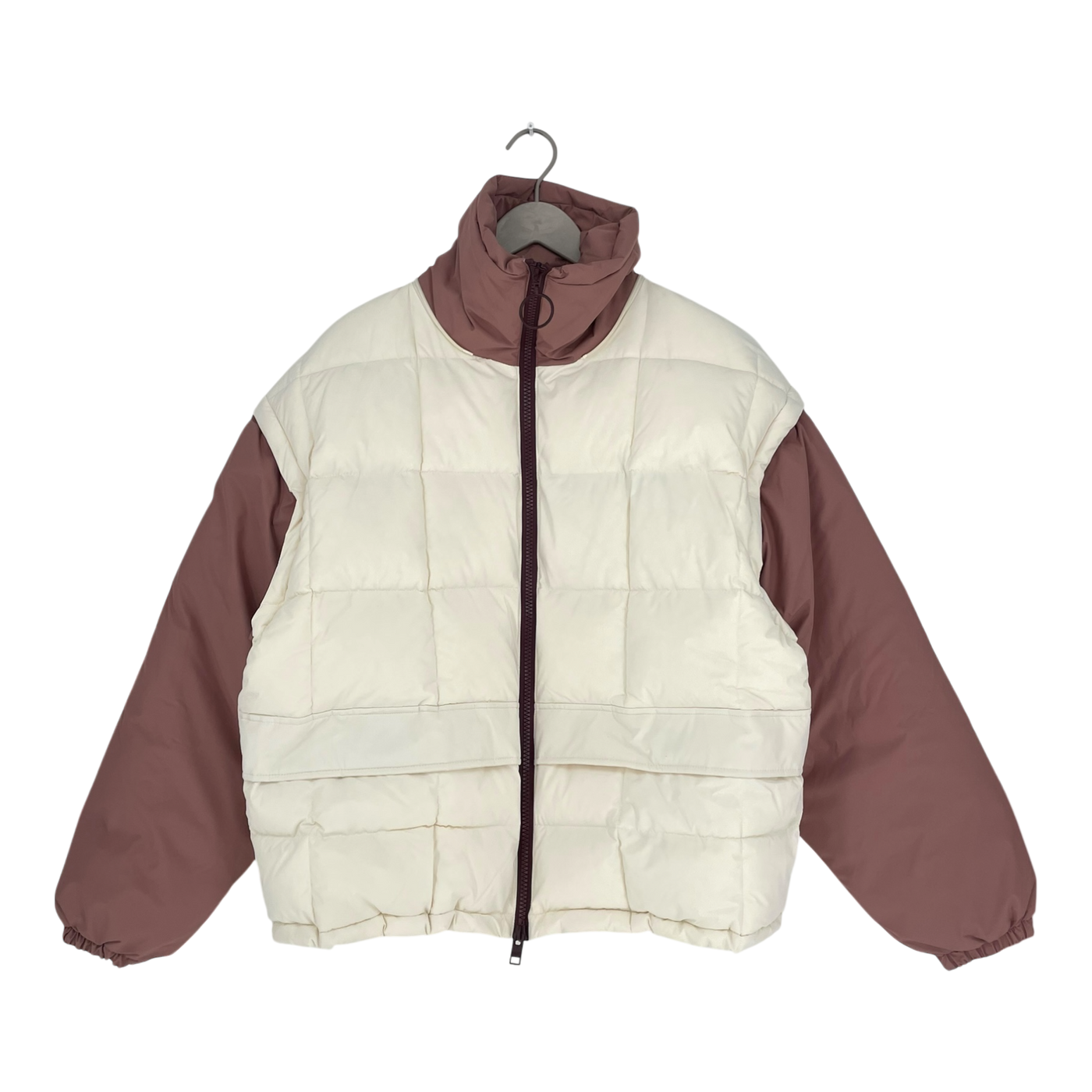 Embassy of Bricks and Logs Nonsan puffer jacket, off white/rose | unisex L