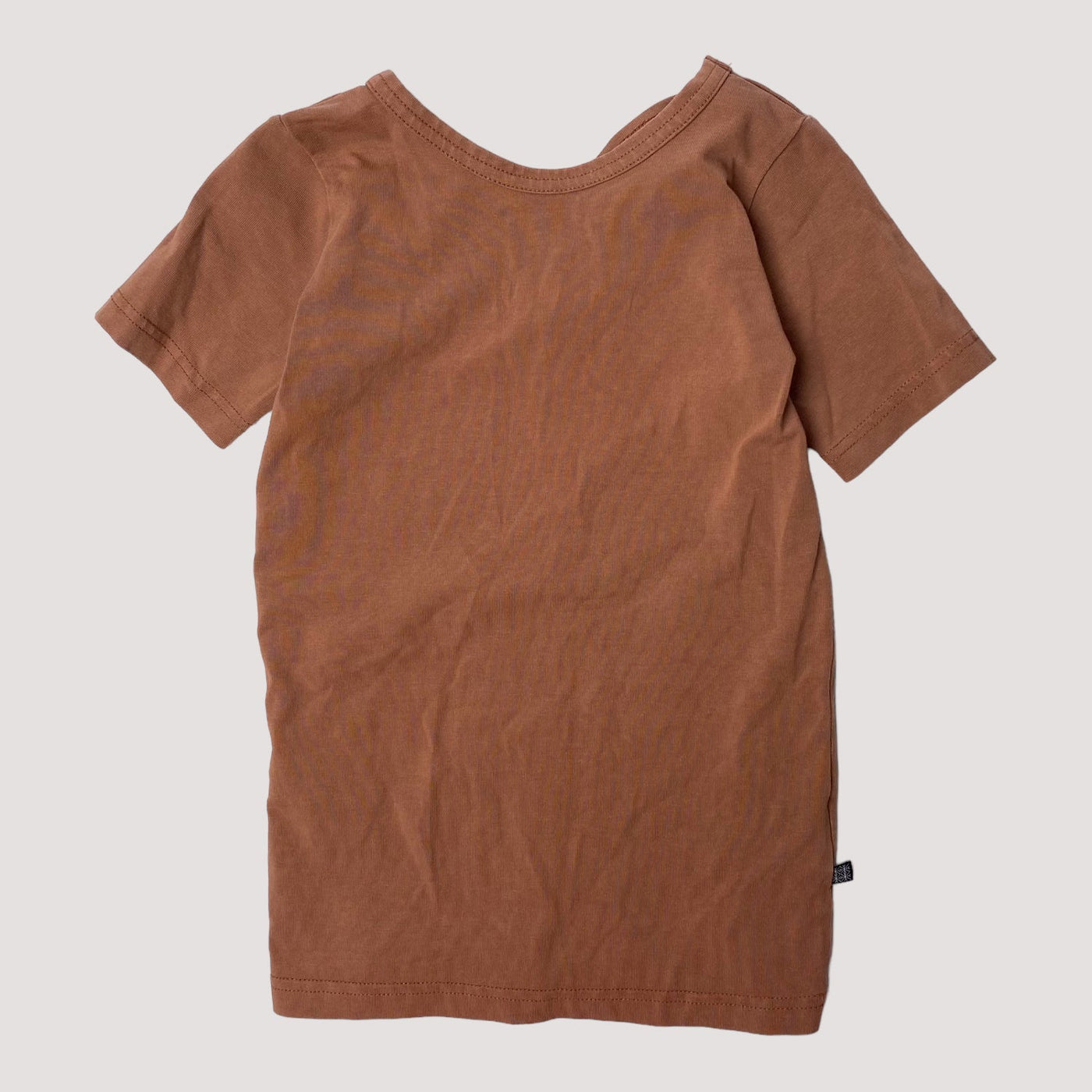 Kaiko cross t-shirt, caramel | 110/116cm